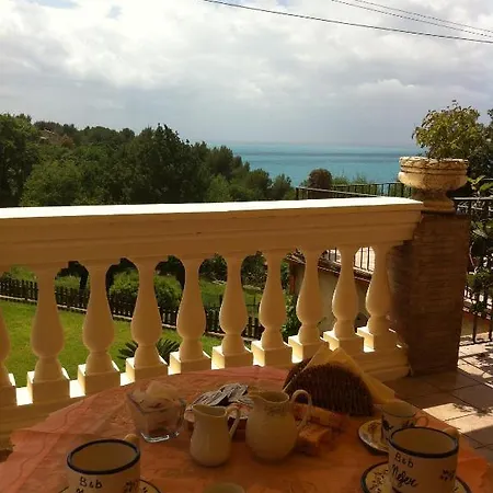 Nefer Bed & Breakfast *