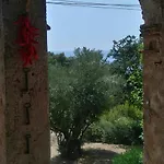 Nefer לינה וארוחת בוקר
