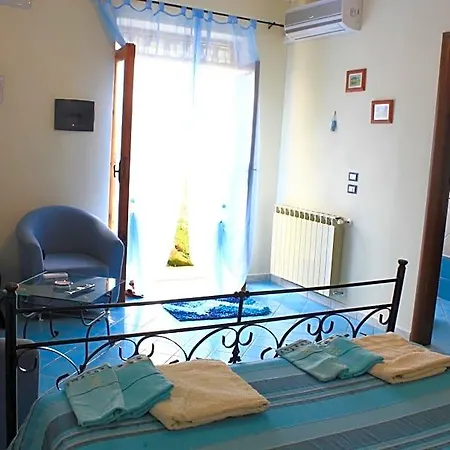 Nefer Bed & Breakfast