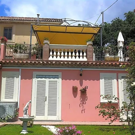 Bed & Breakfast Nefer 3*