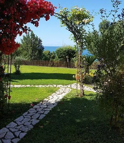 Bed & Breakfast Nefer 4*